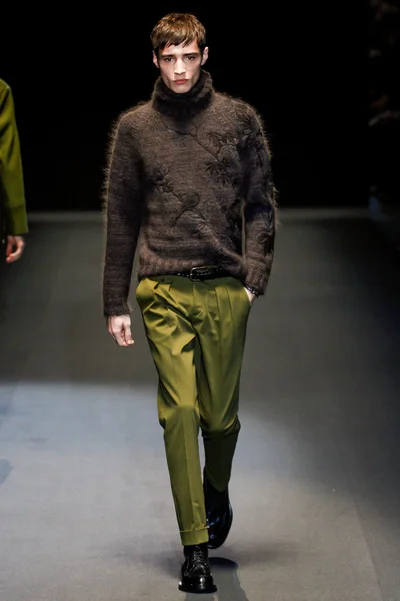 Look 29